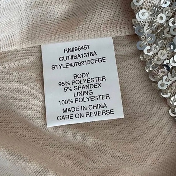 NWOT love on a hanger champagne glitter mini skirt - Picture 9 of 9